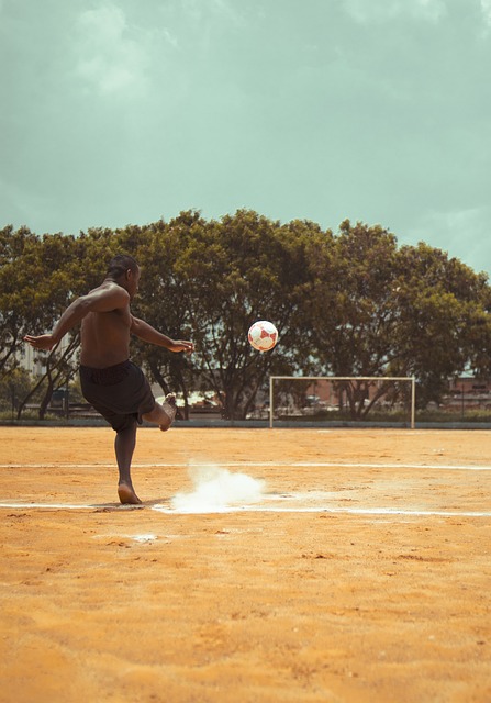 山东男篮上半场强势领先
